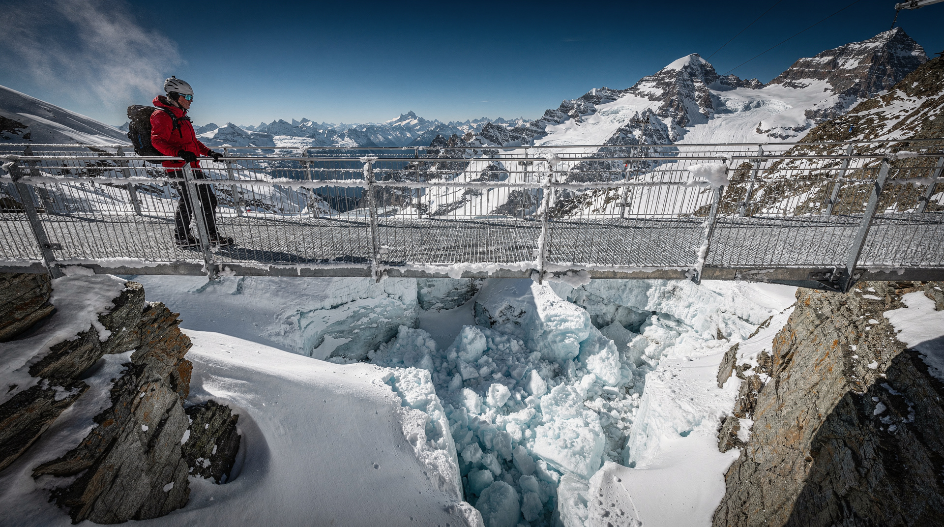 Mount Titlis: glacier, cliff walk, and revolving cable car