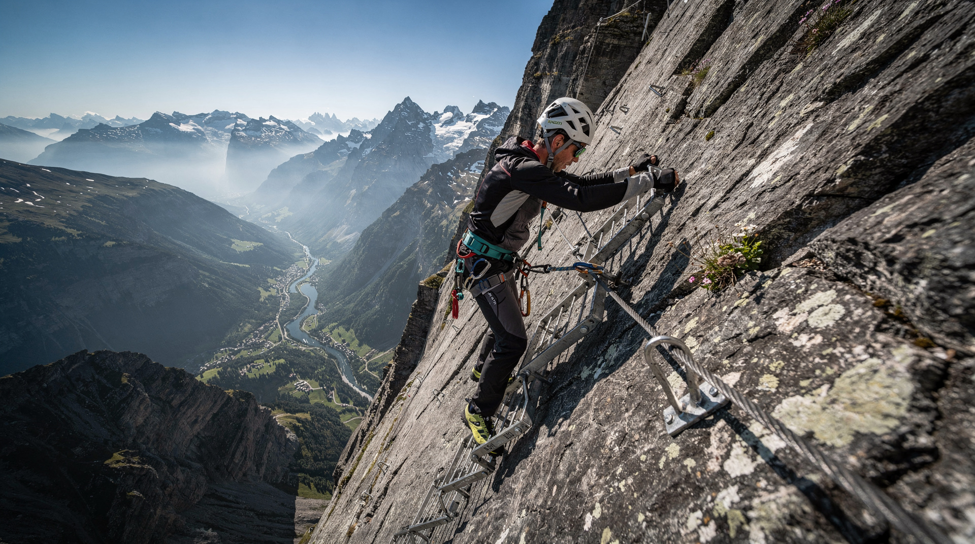Via ferrata in Switzerland: best routes and complete guide